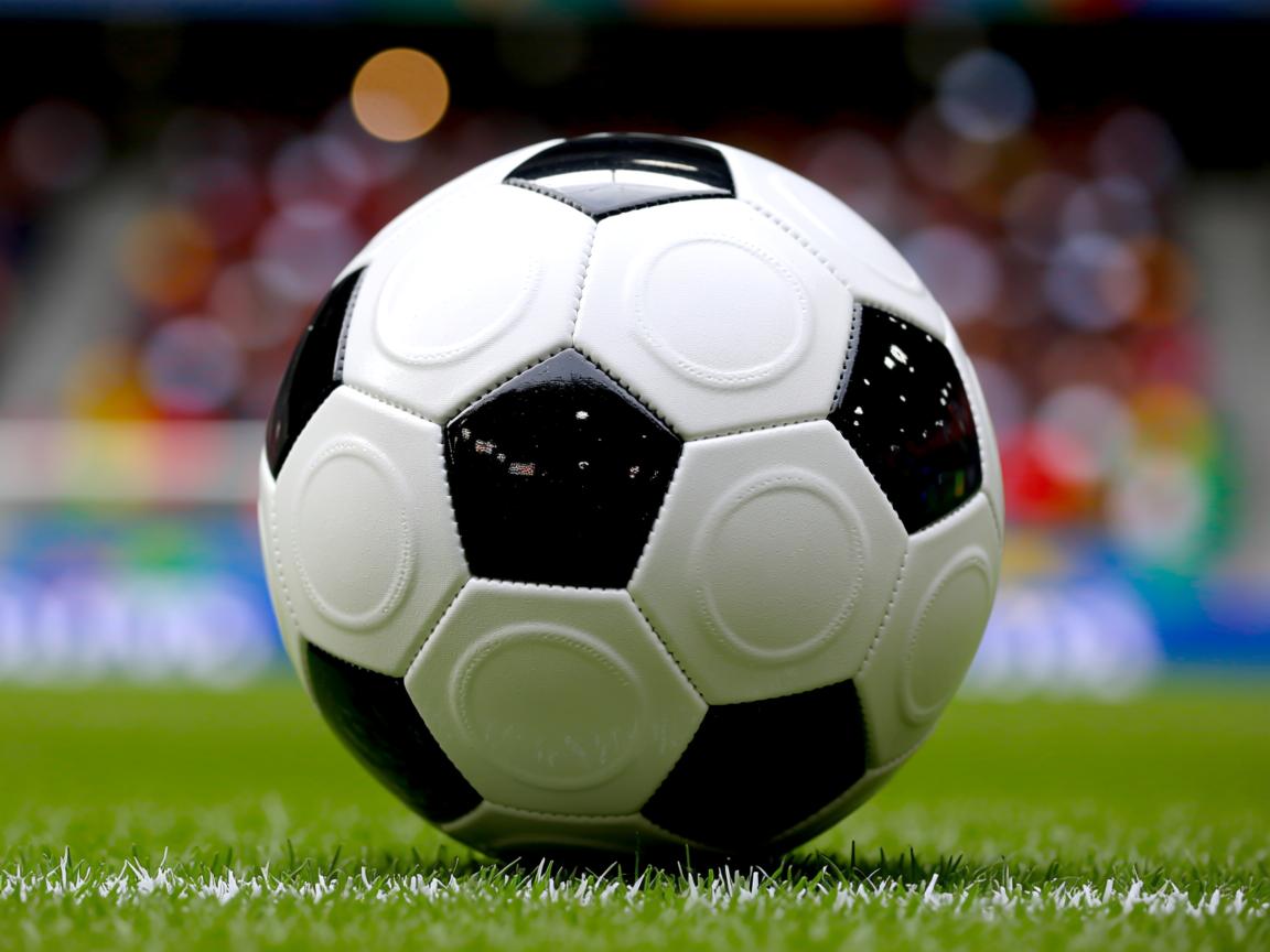 米兰体育官网首页-中国足球迎战世界杯预选赛 激烈对决引爆全场，中国足球队世界杯预选赛战况  第2张